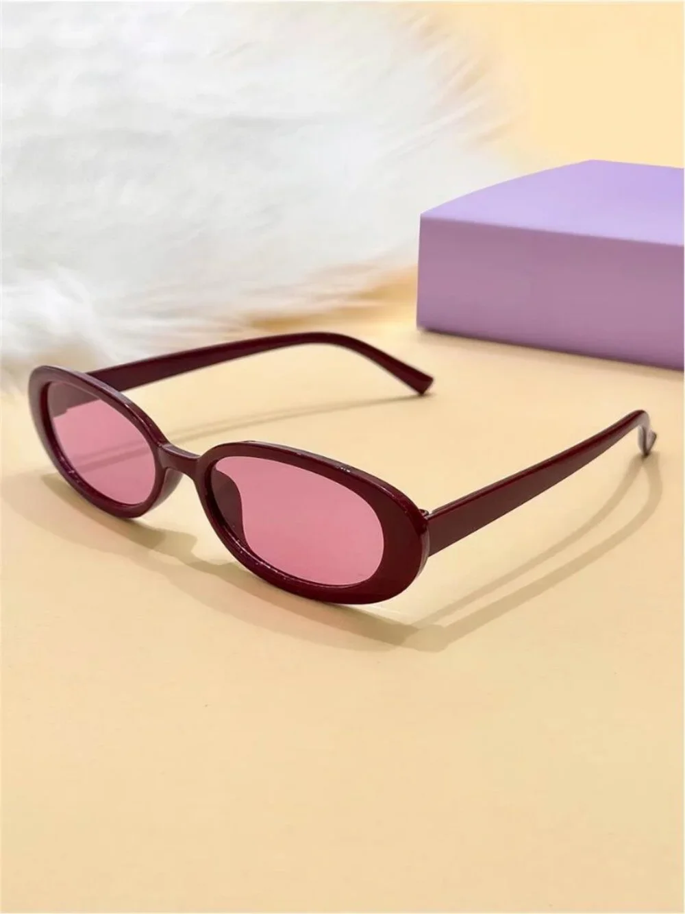 Retro Red Frame Oval Sunglasse